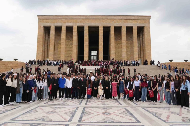 Şehitkamil’in gençleri Ankara’ya çıkarma yaptı 