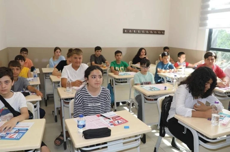 Şehzadeler Belediyesi Bahar Dönemi Dil Kursları başlıyor