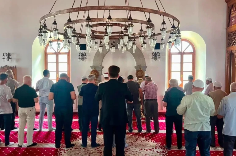Sel felaketinde hayatını kaybedenler dualarla anıldı