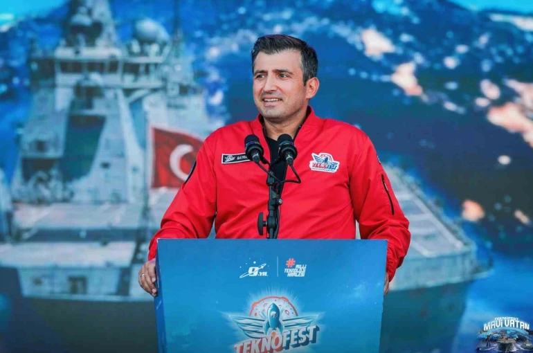 Selçuk Bayraktar: "Mavi Vatan’ın tek bir damlasından asla vazgeçmeyiz" 