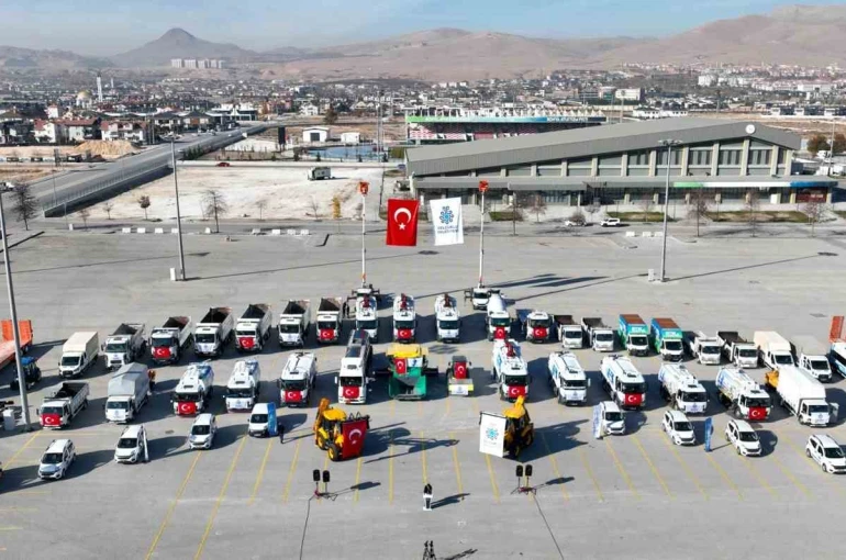 Selçuklu Belediyesi araç filosuna 71 araç daha ilave etti