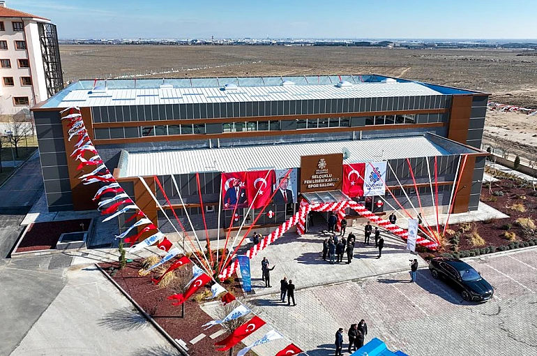 Selçuklu Fen Lisesi Kapalı Spor Salonu ve Suni Çim Saha’nın resmi açılışı gerçekleştirildi