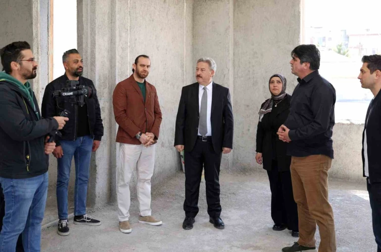 Selçuklu Mahallesi’nin çok amaçlı sosyal tesisi hızla yükseliyor 
