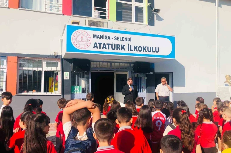 Selendi’de 2 bin 269 öğrenci ders başı yaptı 