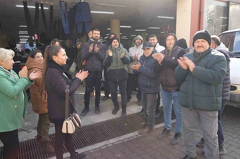 Semt pazarı esnafından ucuzluk çadırlarıyla ilgili çağrı: "5 günden fazla olmamalı" 