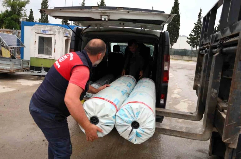 Seraları zarar gören üreticilere destek