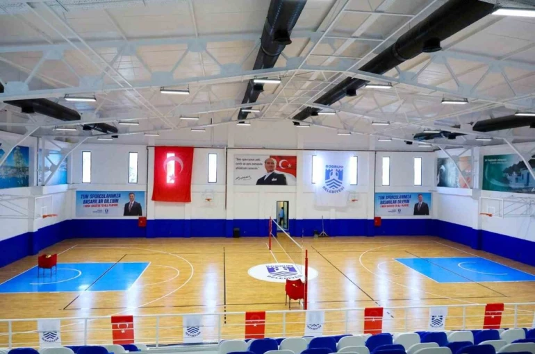 Serbay Ilıcak Kültür ve Spor Kompleksi hizmete açıldı 