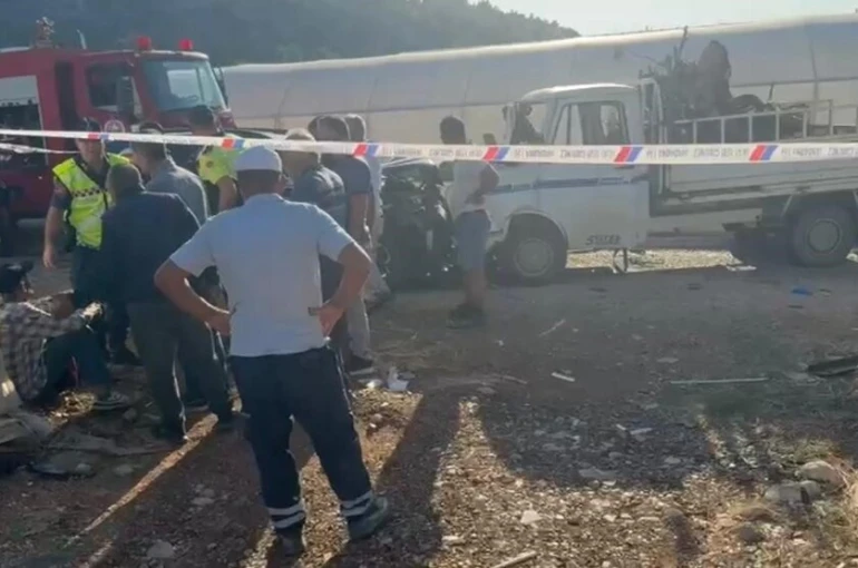 Serik’te kazada yaralanan kadın, 38 gün sonra yaşamını yitirdi 