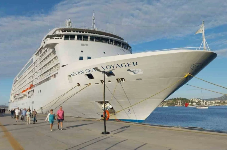 Seven Seas Voyager, Bodrum’a geldi