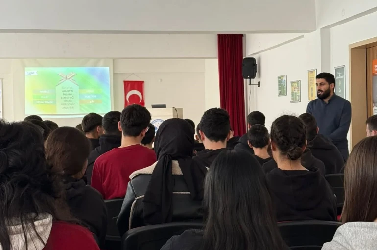 Seyitgazi’de ’Cami ve Hayat’ konulu seminerler başladı 