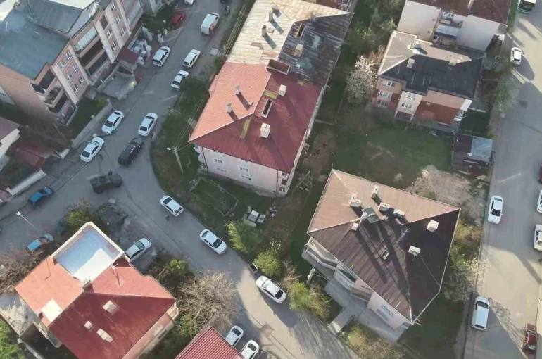 Siber suç makineleri 50’den fazla dosyadan aranıyordu, Sivas’ta yakalandılar 