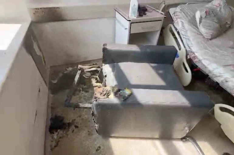 Sigaranın çıkardığı yangın hastaneyi küle çeviriyordu 