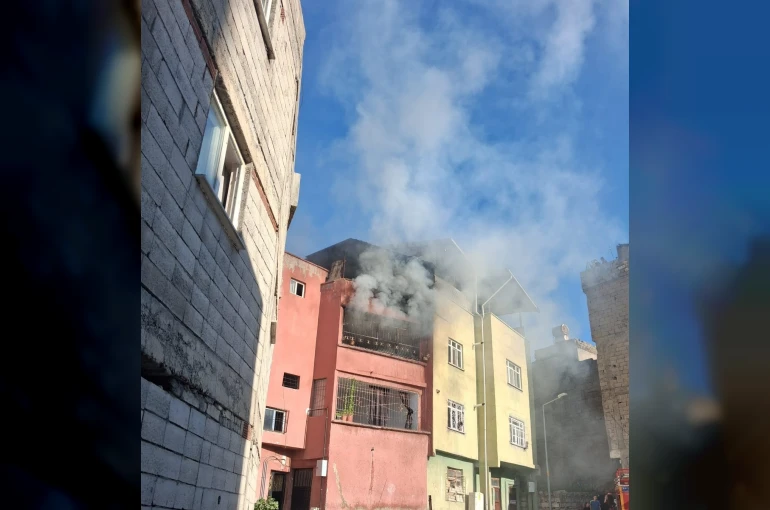 Siirt’te ev yangını 