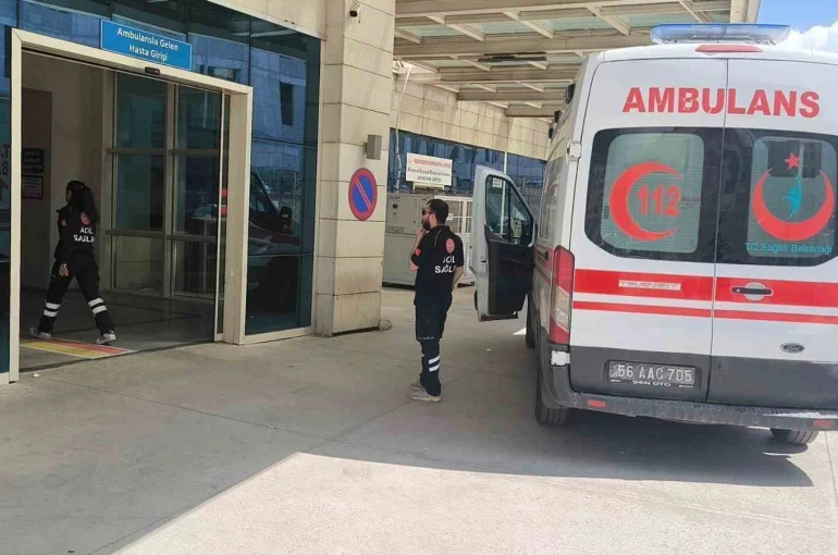 Siirt’te kız öğrenci yurdunda gıda zehirlenmesi şüphesi: 119 öğrenci hastaneye başvurdu