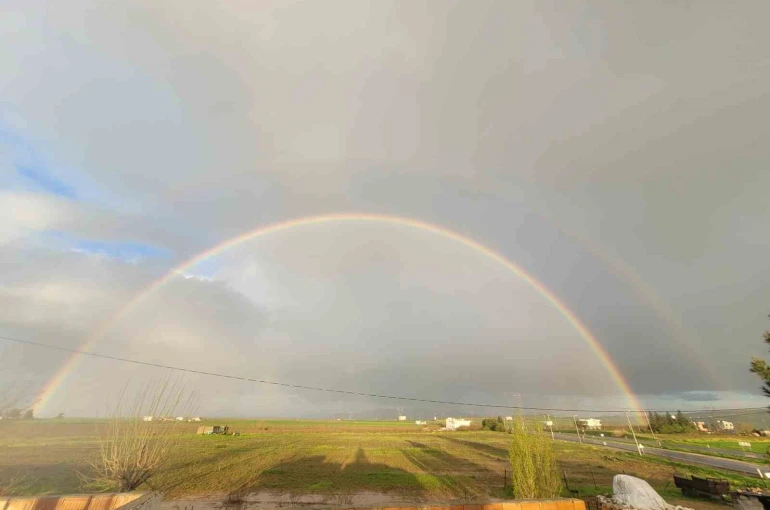 Siirt’te yağmur sonrası oluşan gökkuşağı mest etti 