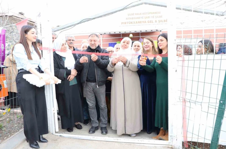 Şilbe Halk Kütüphanesi hizmete açıldı 