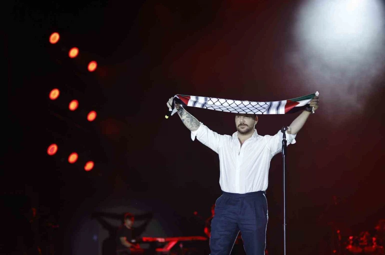 Sinan Akçıl’dan Filistin’e destek