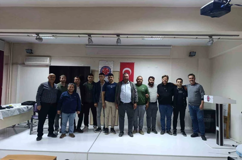 Sınavı geçen Buldanlı avcılar sertifika almayı hak kazandı 