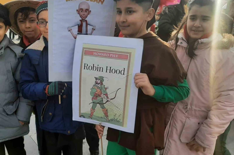 ‘Sincan Roman Kahramanları Festivali’ sokaklarda renkli görüntüler oluşturdu