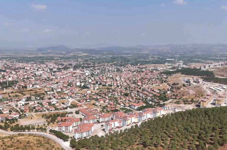 Sındırgı depreminin üzerinden 1 yıl geçti