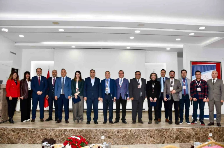 Sınıf öğretmenlerine Türkiye Yüzyılı maarif modeli anlatıldı 