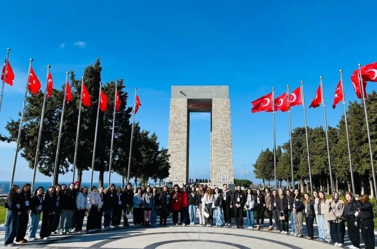 Sinoplu öğrenciler Çanakkale ruhunu yerinde yaşadı 