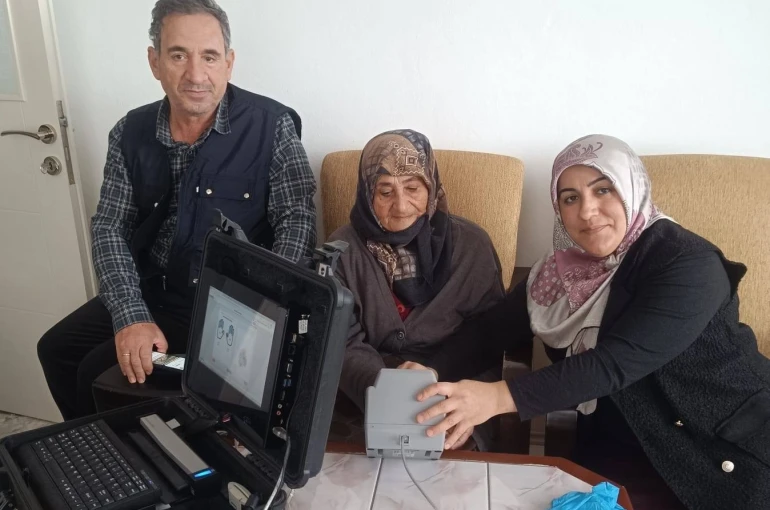 Sinop’ta evde kimlik kartı başvurusu hizmeti sürüyor 