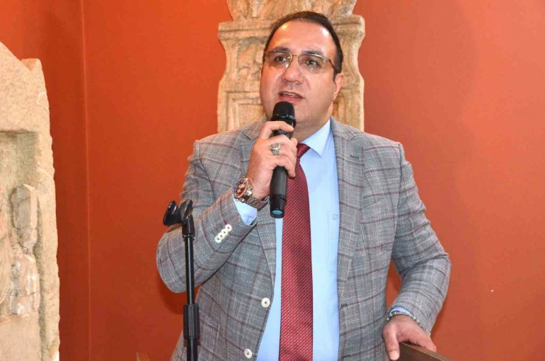 Sinop’ta ’Gelincik Lahdi’ konferansı ve sergisi 