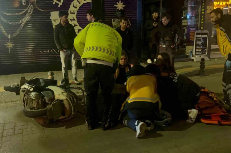 Sinop’ta iki motosiklet çarpıştı: 2 yaralı 