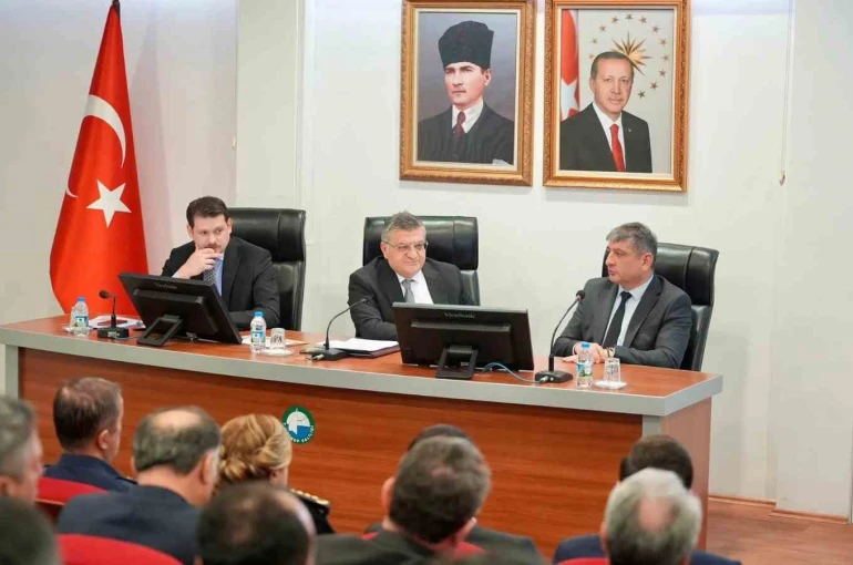 Sinop’ta sokak hayvanları için yol haritası belirlendi 