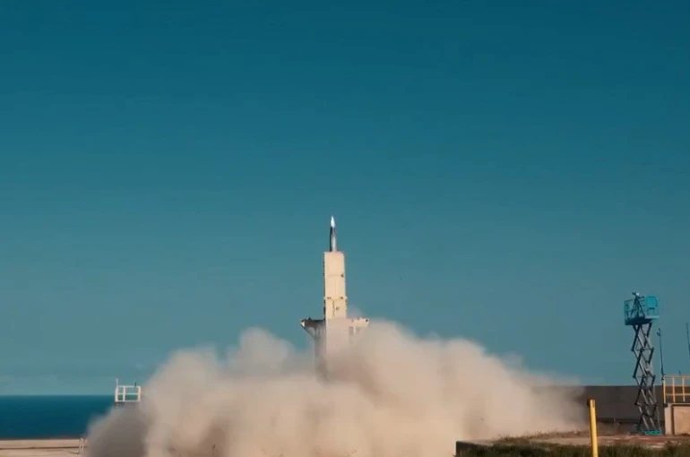 SİPER 1’den tarihi başarı: Otonom batarya atışı hedefi tam isabetle vurdu