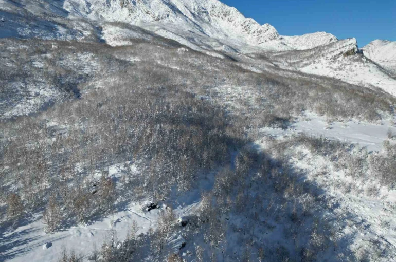 Şırnak’ta kar sonrası dağlar beyaza büründü 