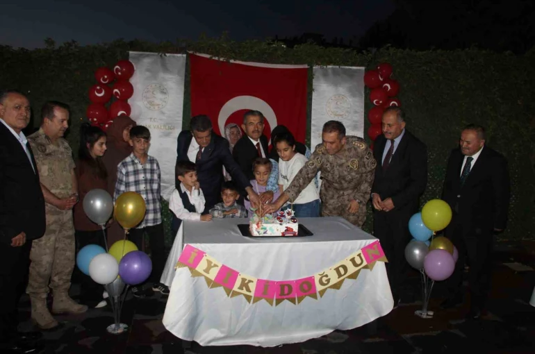 Şırnak’ta şehit çocuklarına doğum günü kutlaması 