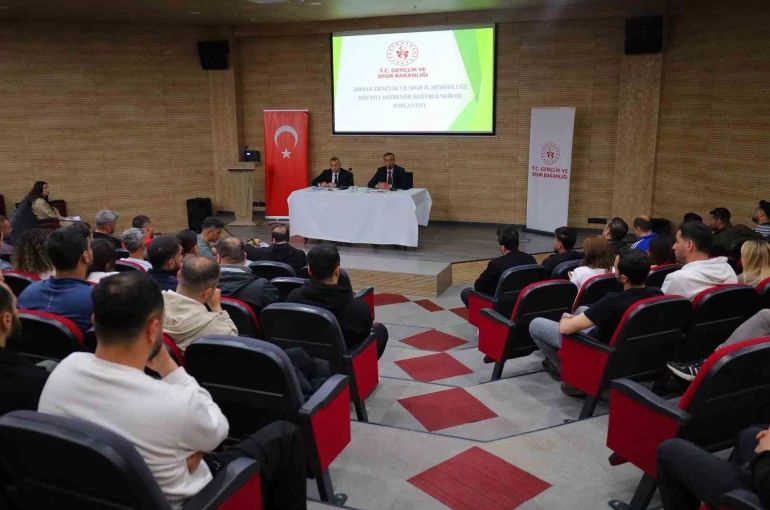 Şırnak’ta sporun mimarları bir araya geldi 