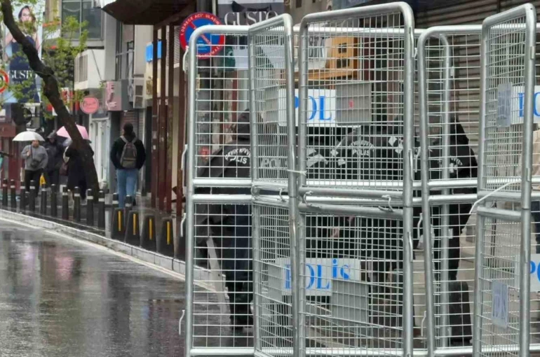 Şişli’de 1 Mayıs nedeniyle güvenlik önlemleri alındı 