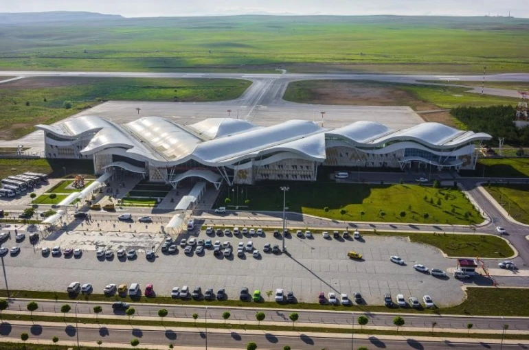 Sivas Nuri Demirağ Havalimanı’nı 8 ayda 350 bine yakın kişi kullandı 