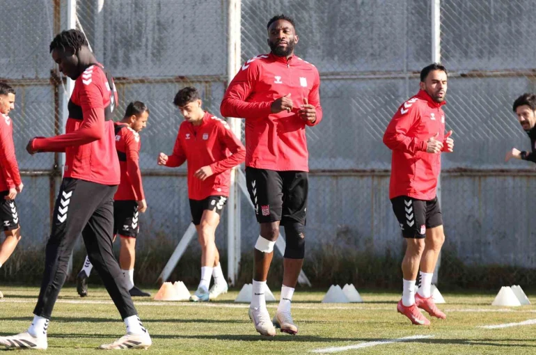 Sivasspor’da Boluspor maçı hazırlıkları sürdü 