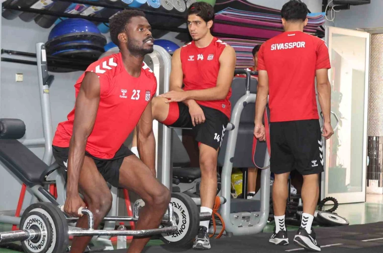 Sivasspor’da Sarıyer maçının hazırlıkları sürüyor 