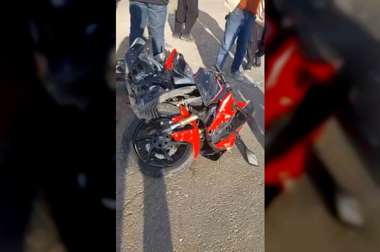 Siverek’te otomobille çarpışan genç motosikletli hayatını kaybetti 