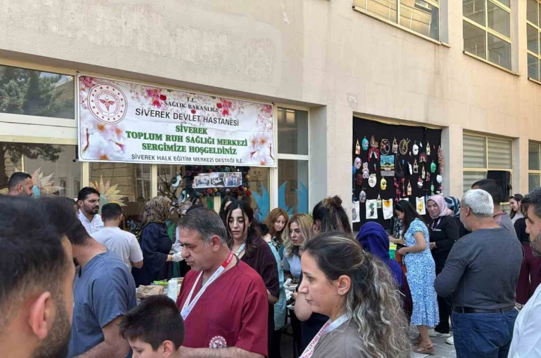 Siverek’te ruh sağlığı hastalarının el emeği ürünleri sergilendi 