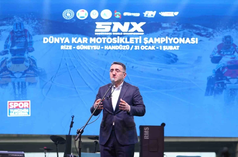 SNX Türkiye Dünya Kar Motosikleti Şampiyonası’nın açılış seremonisi Rize’de gerçekleştirildi 