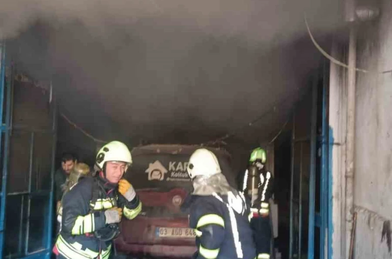 Sobaya dökülen maddenin parlaması sonucu bir çocuk yaralandı 