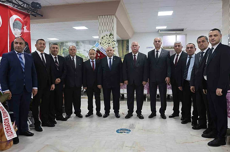 Şoförler Odası’nda 5. kez güven tazeleyen Özmeriç, AYESOB’a adaylığını açıkladı 