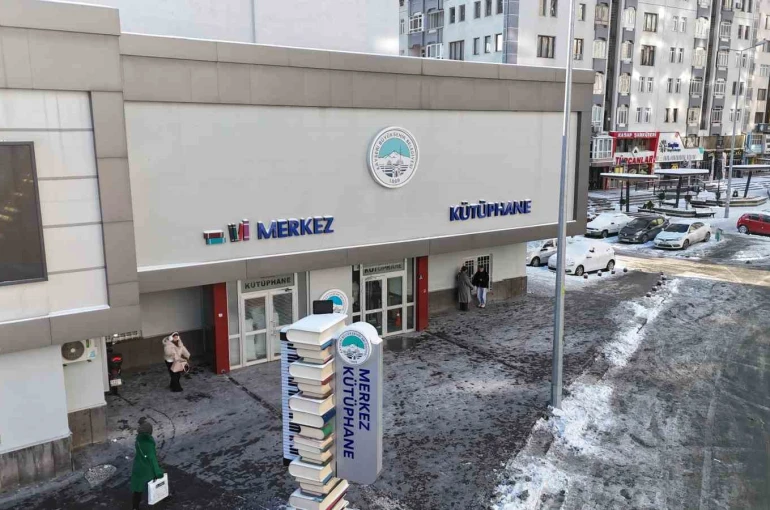 Soğuk günlerde sıcak adres: Kayseri Büyükşehir’in kütüphaneleri 