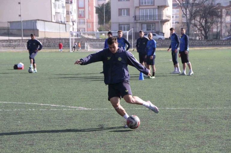 Söğütspor zorlu maçın hazırlıklarını tamamladı 