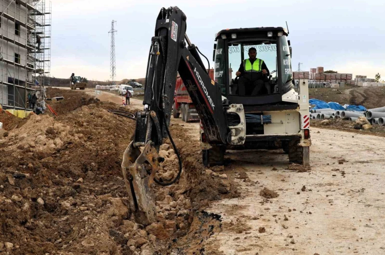 Söğüt’te alt yapı çalışmaları aralıksız sürüyor 