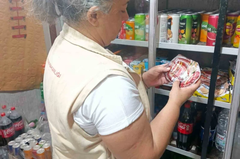 Söke’de gıda işletmeleri denetlendi