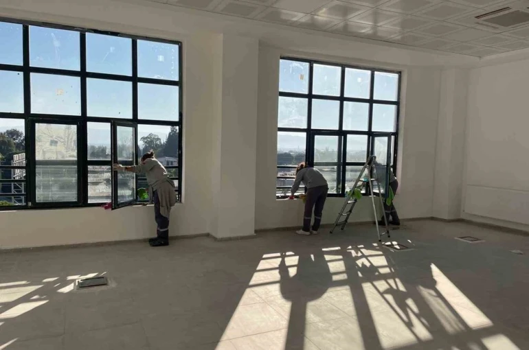 Söke’de yeni kaymakamlık binasında hazırlıklar sürüyor