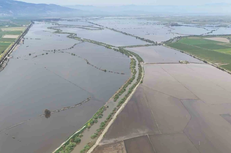 Söke’deki taşkının izleri havadan görüntülendi
