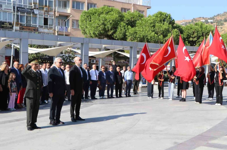 Söke’nin Kurtuluş Günü törenleri coşkulu geçti 